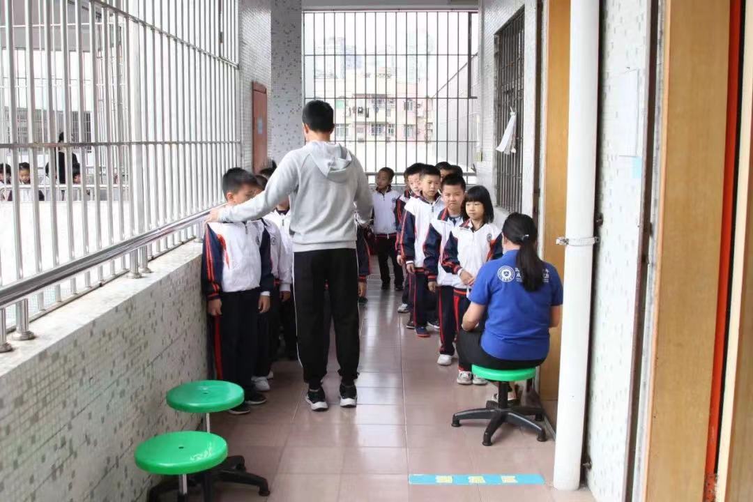 组织学生排队信息采集 组织学生排队信息采集